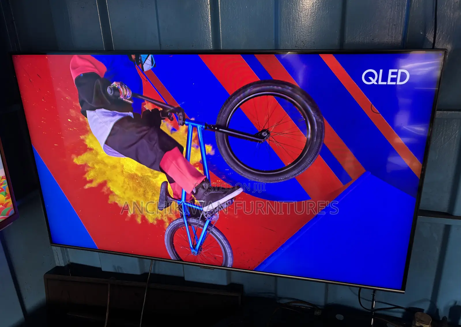 Qled Samsung 50 Inches ( Delivery Before Payment)
