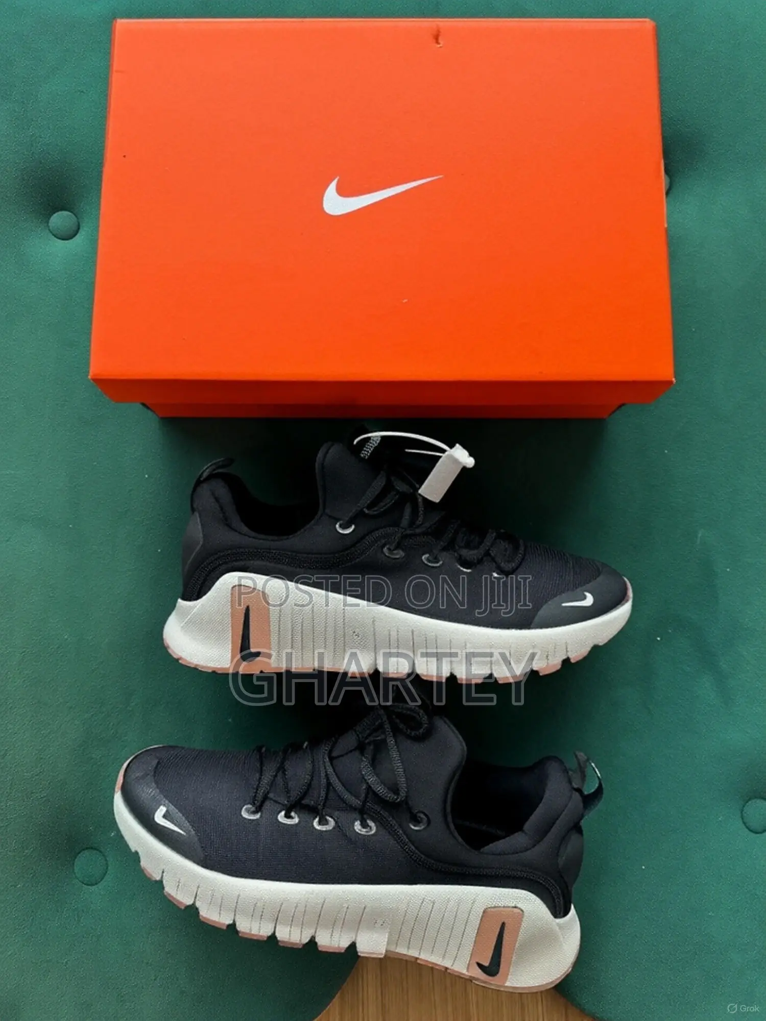 Nike Free Metcon 5 Black Guava Ice Sneakers