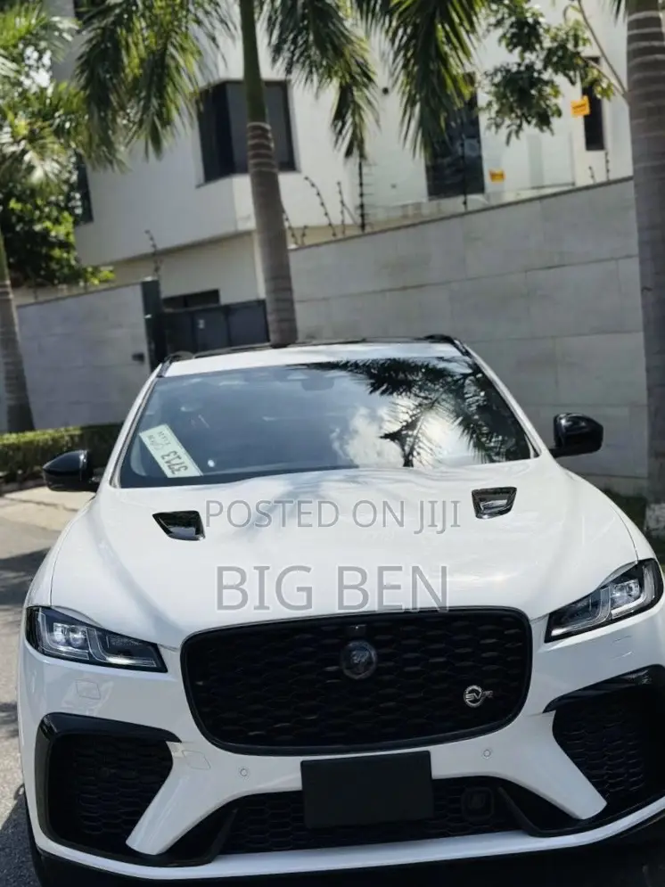 Jaguar F-Pace 2024 White