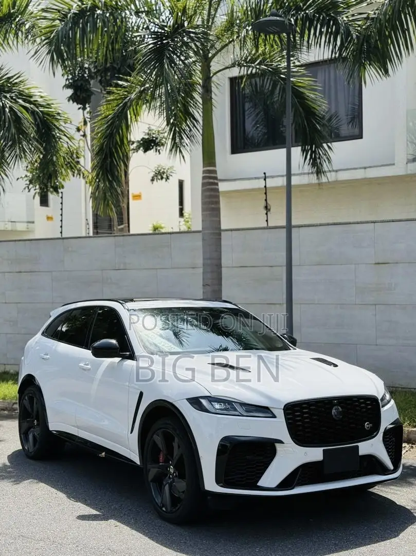 Jaguar F-Pace 2024 White