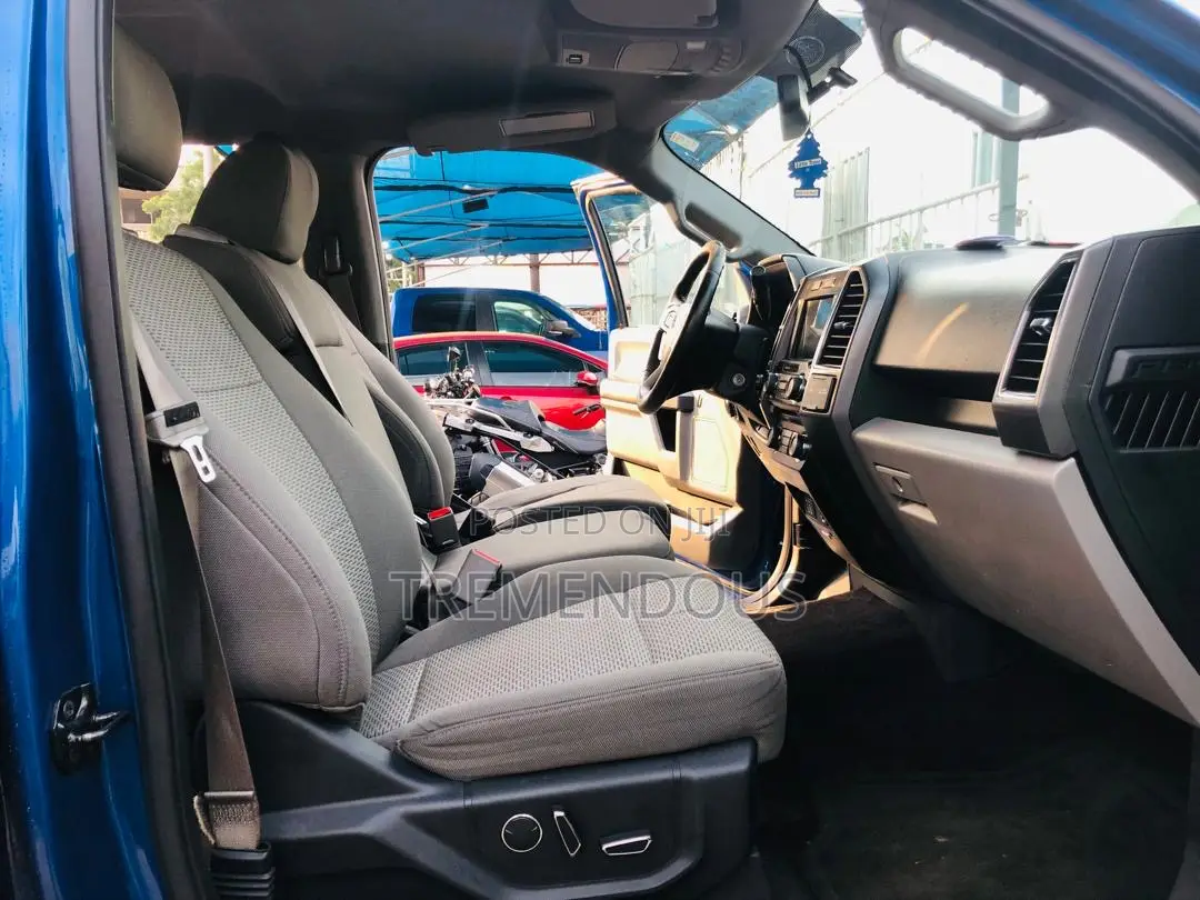 Ford F-150 2017 Blue