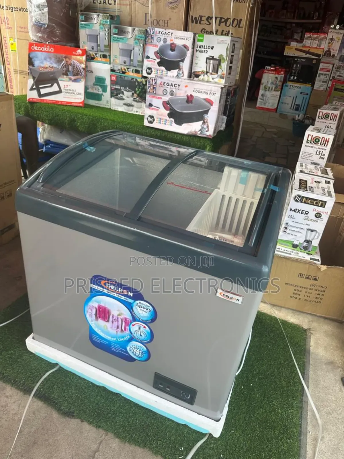 Delron Durable Ice Cream/Display Freezer 190 Litres