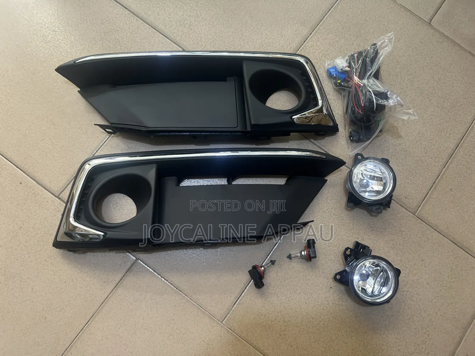 Honda Civic 2019 to 2020 Fog Light and Cover With Bulb.