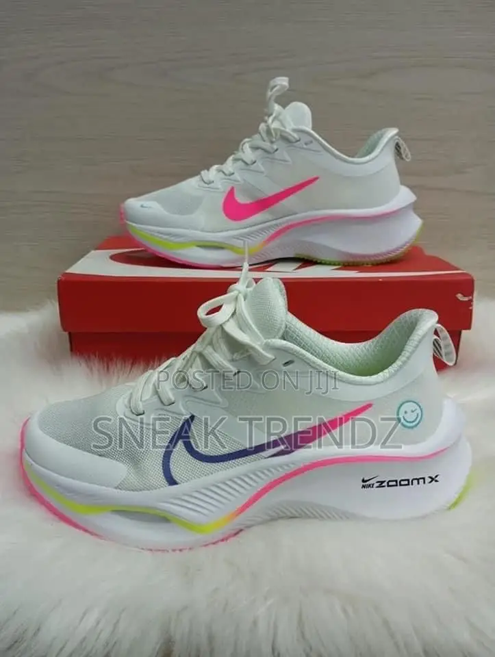 Nike Zoom Trainers White Pink and Yellow