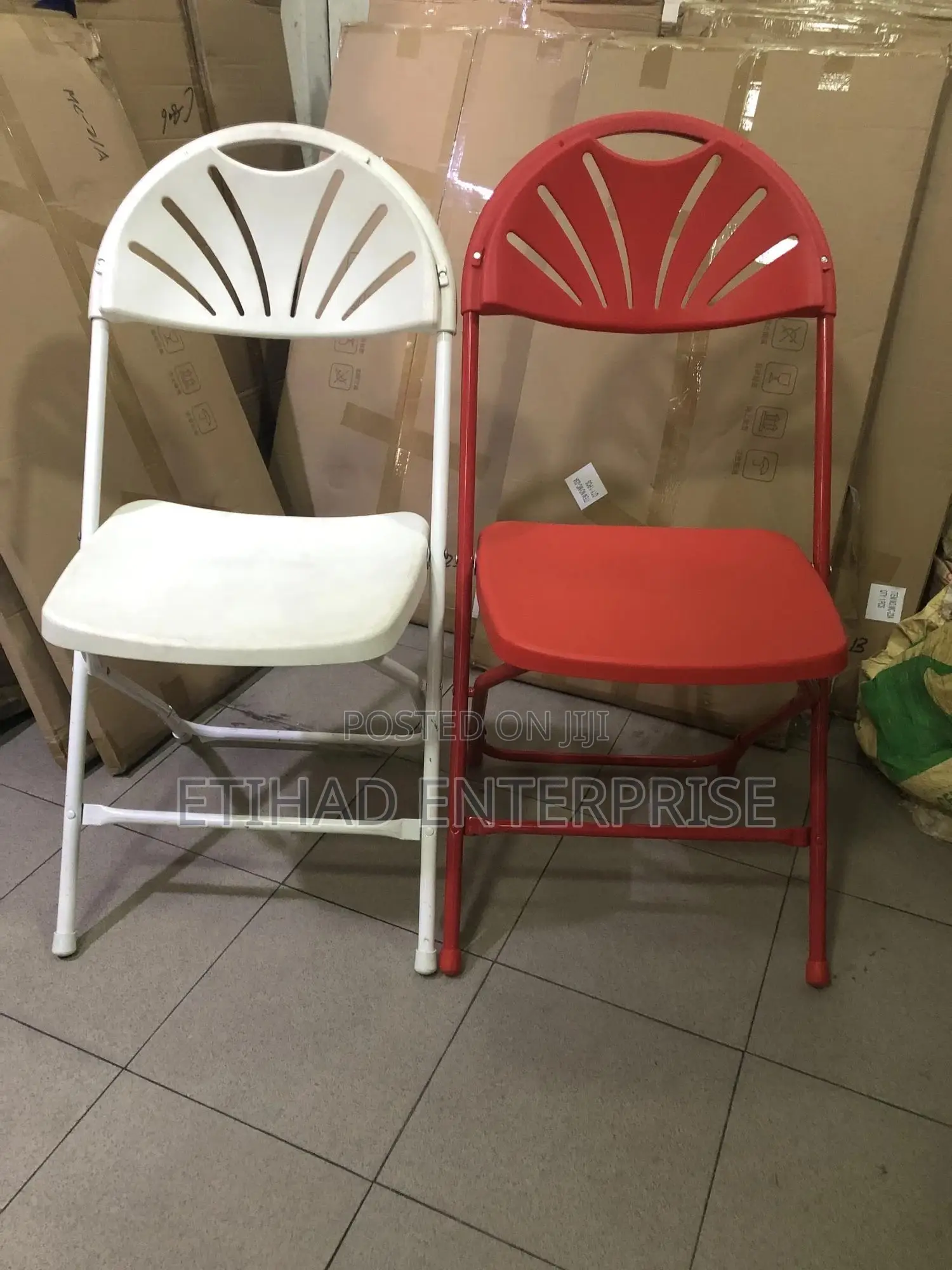 Fanback Folding Chairs