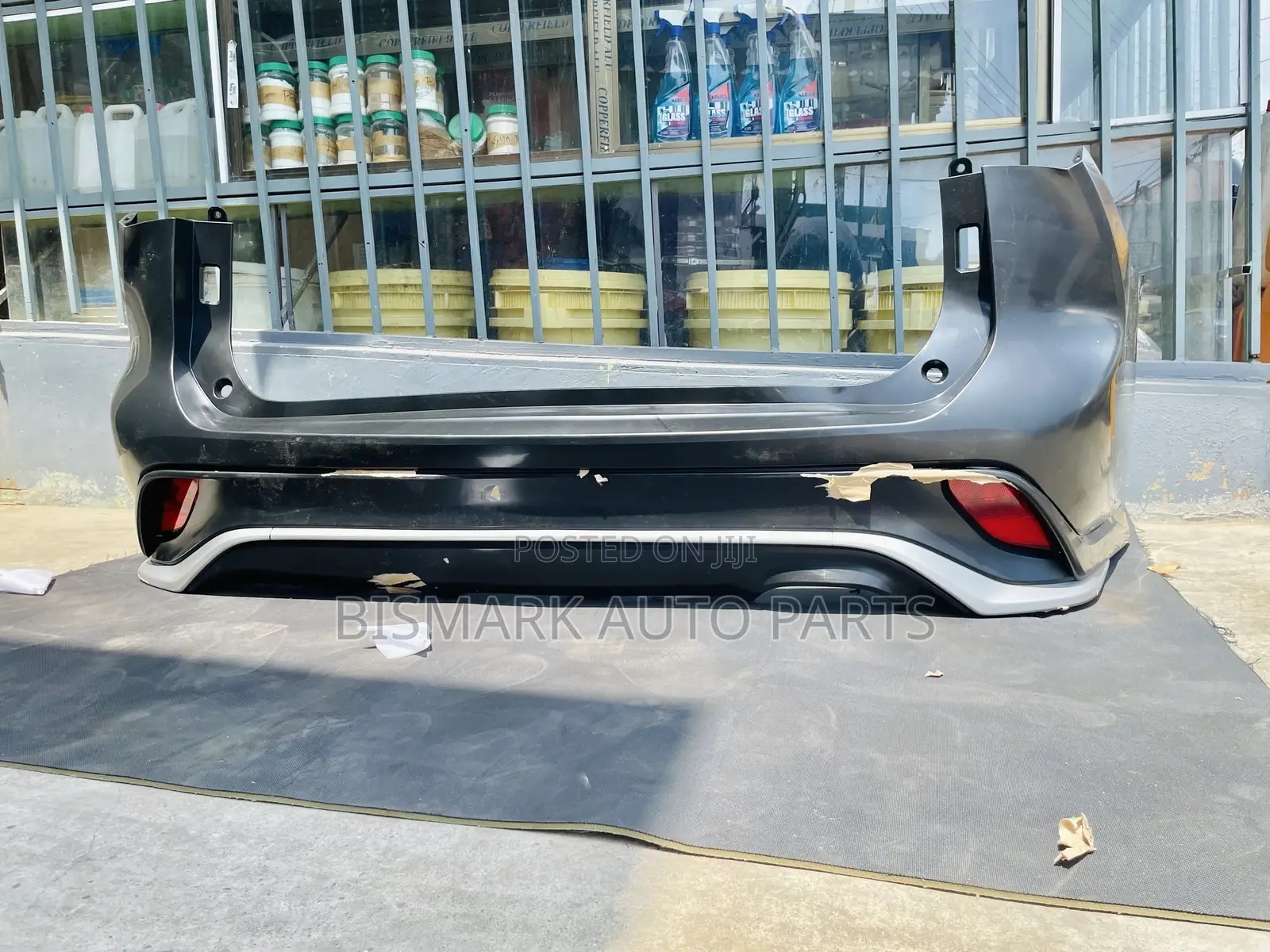 Toyota Highlander 2020-2021-2022-2023 Back Bumper Se