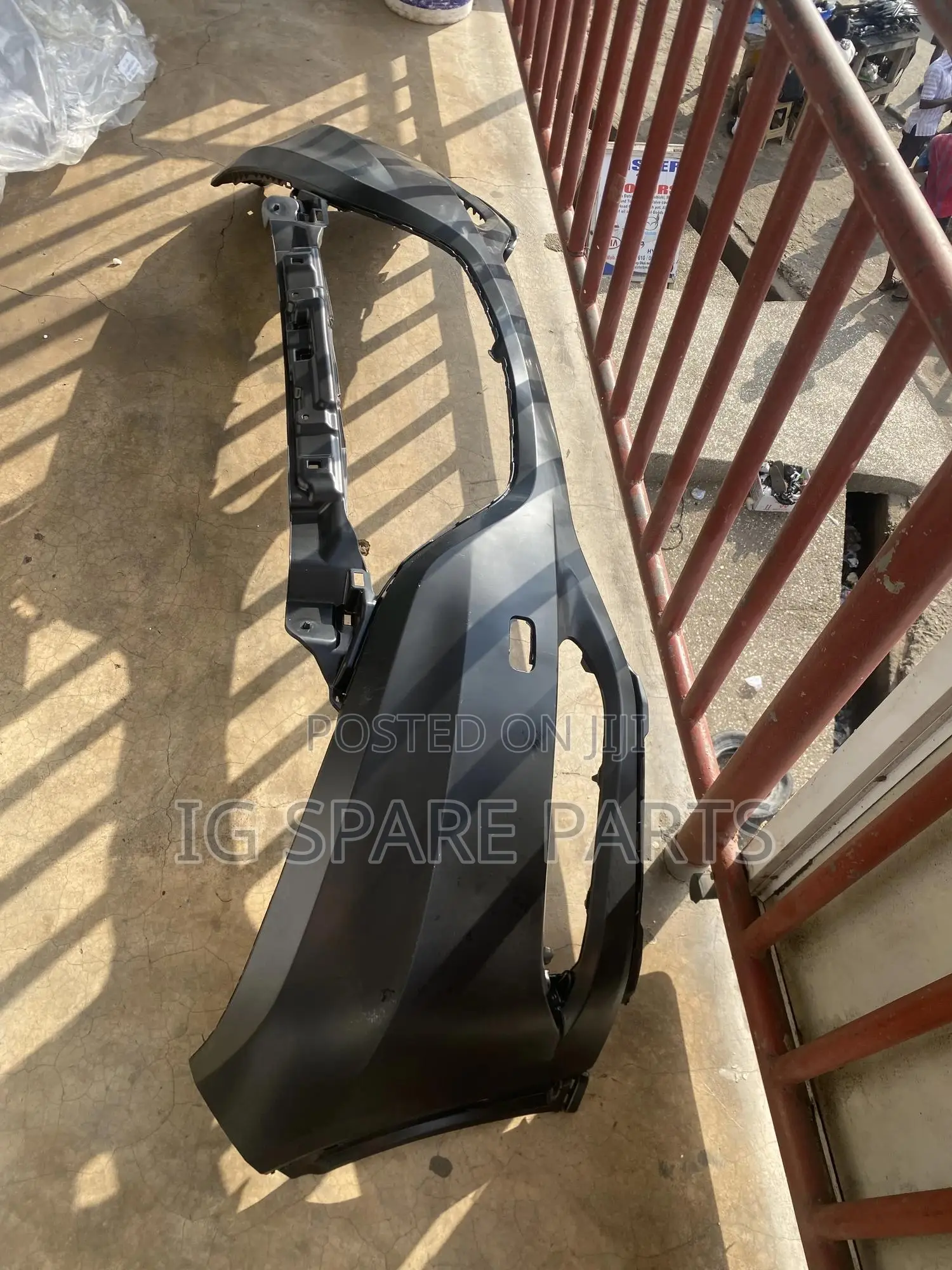 Honda HRV 2015-2018 Front Bumper Up