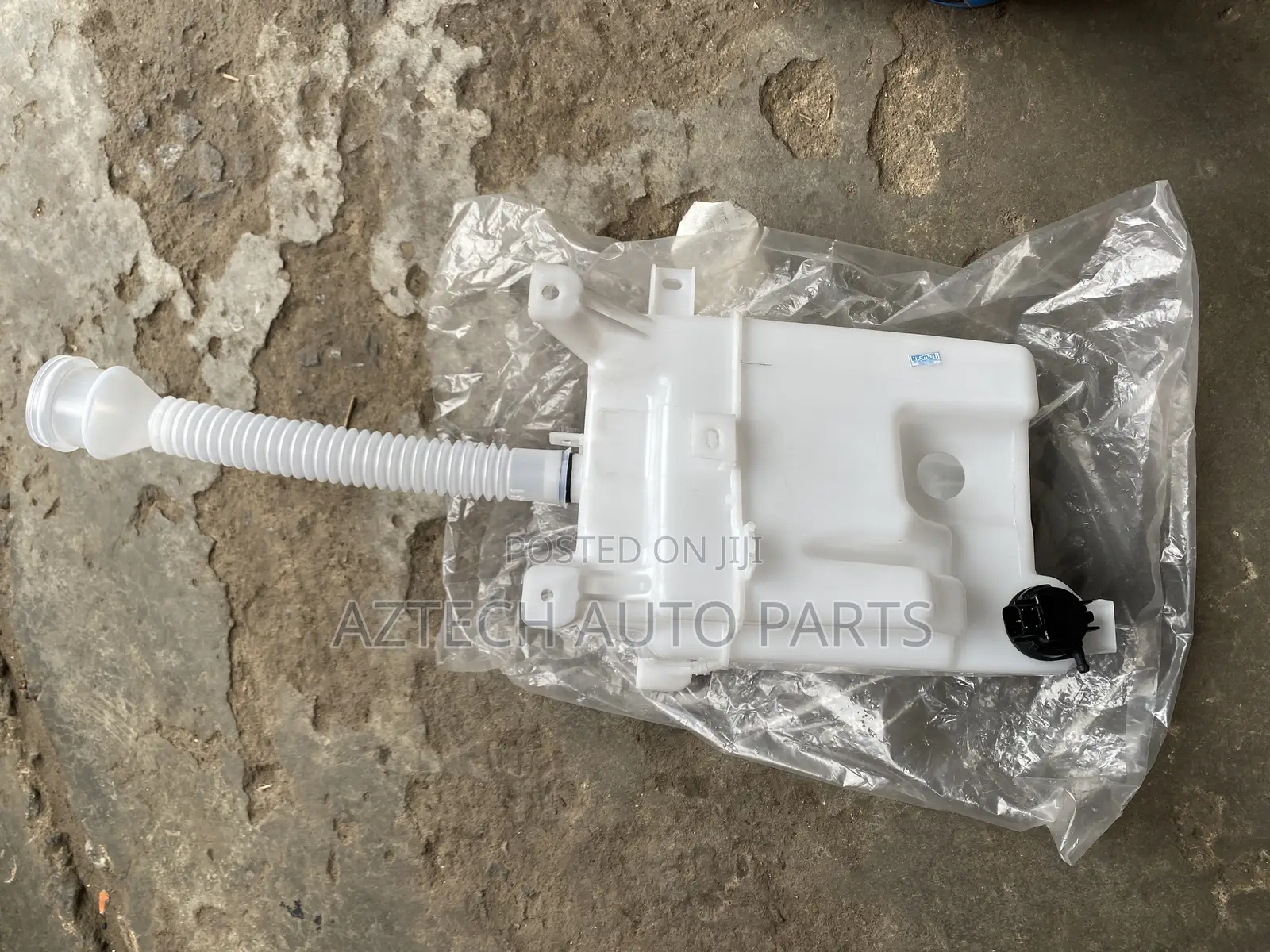 Toyota Highlander 2017-2021 Wiper Bottle