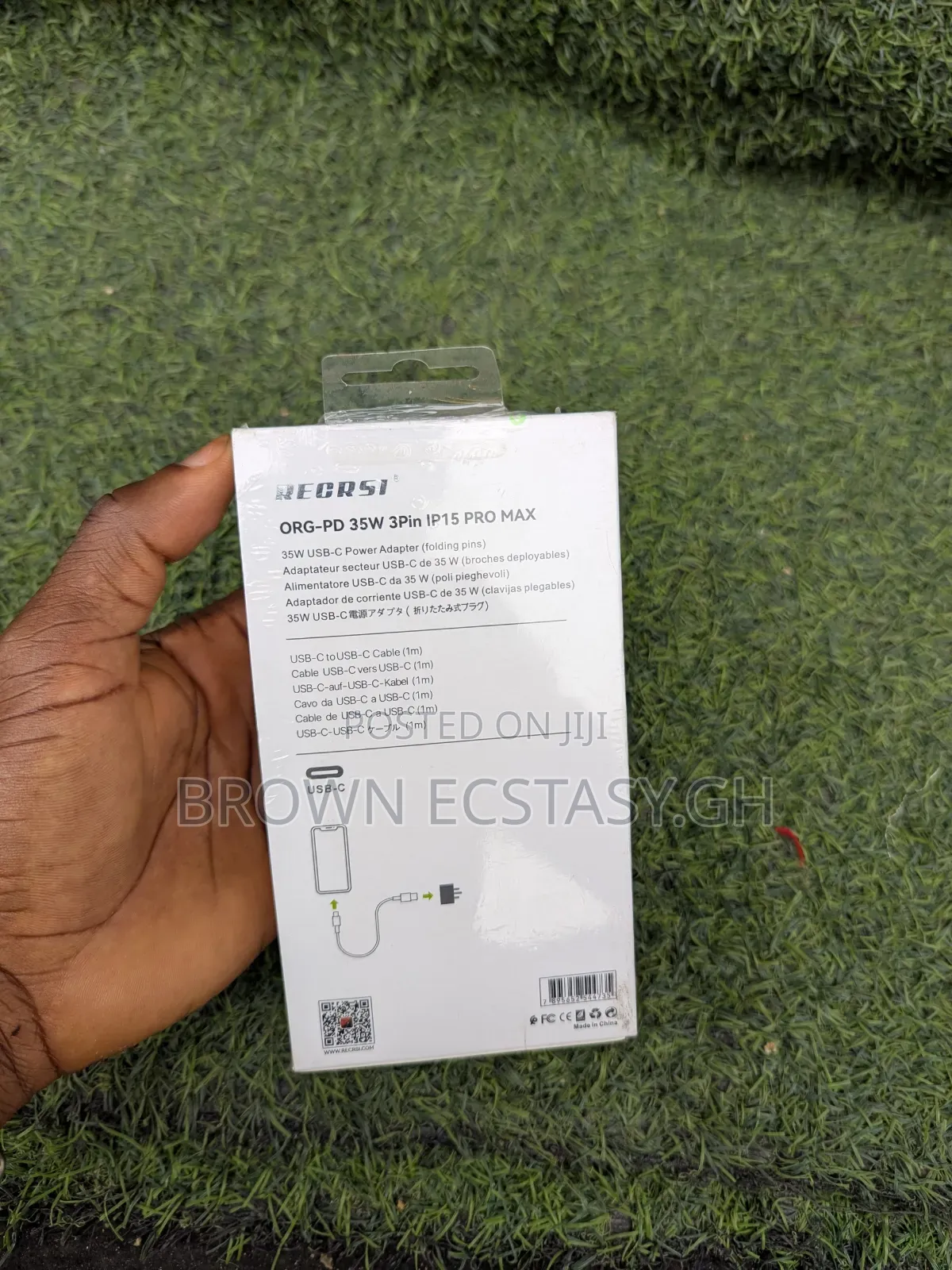 Recrsi C to C 35watts Fast Charger for iPhones