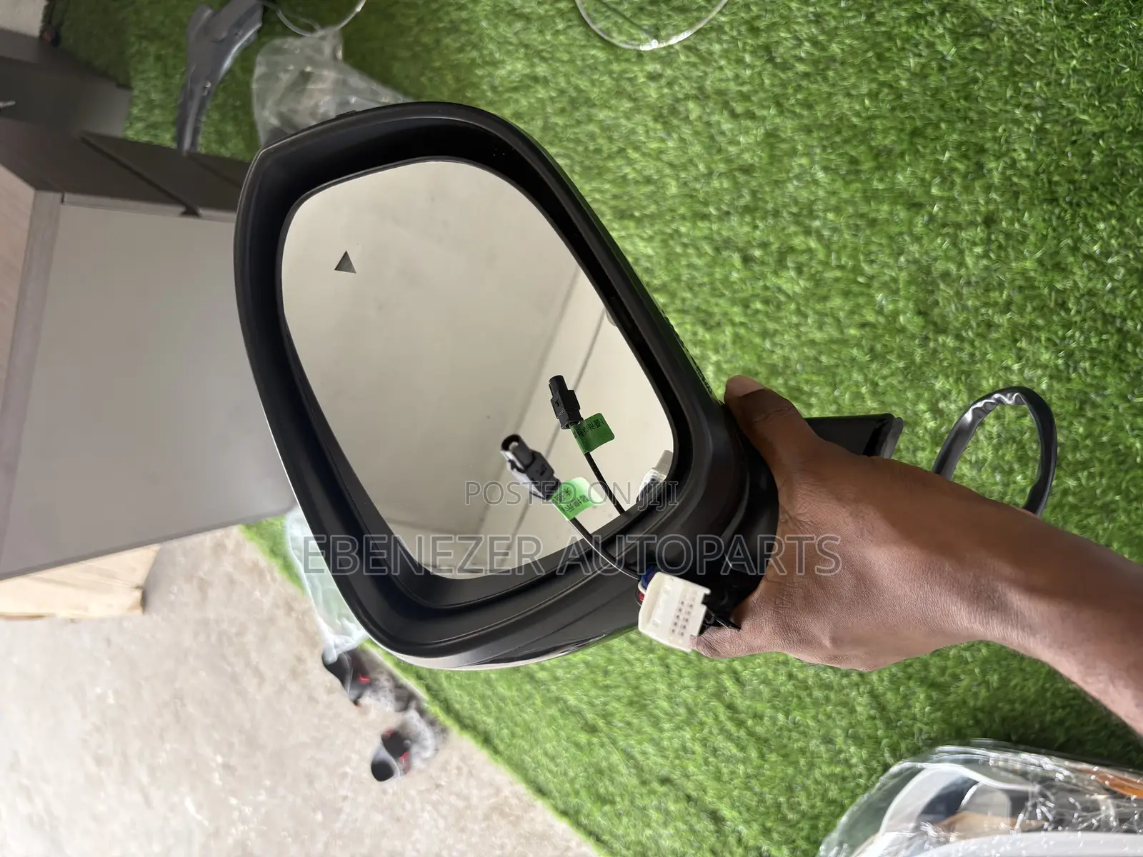 Outlander Mirror With Light,Sensor And Camera 2022 2023 2024 2025