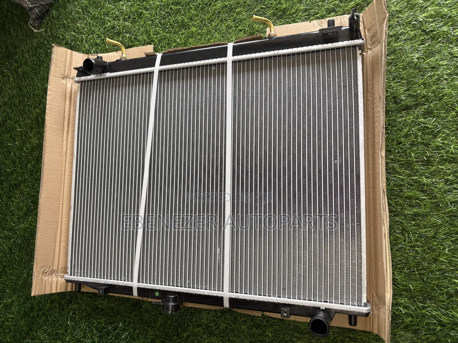 Mitsubishi Pajero 2012 Radiator Tank