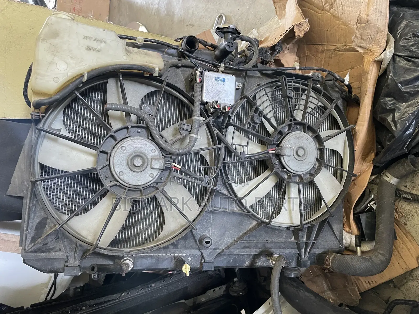 Toyota Highlander 2014-2015 Radiator Fan Tank Condenser Complete