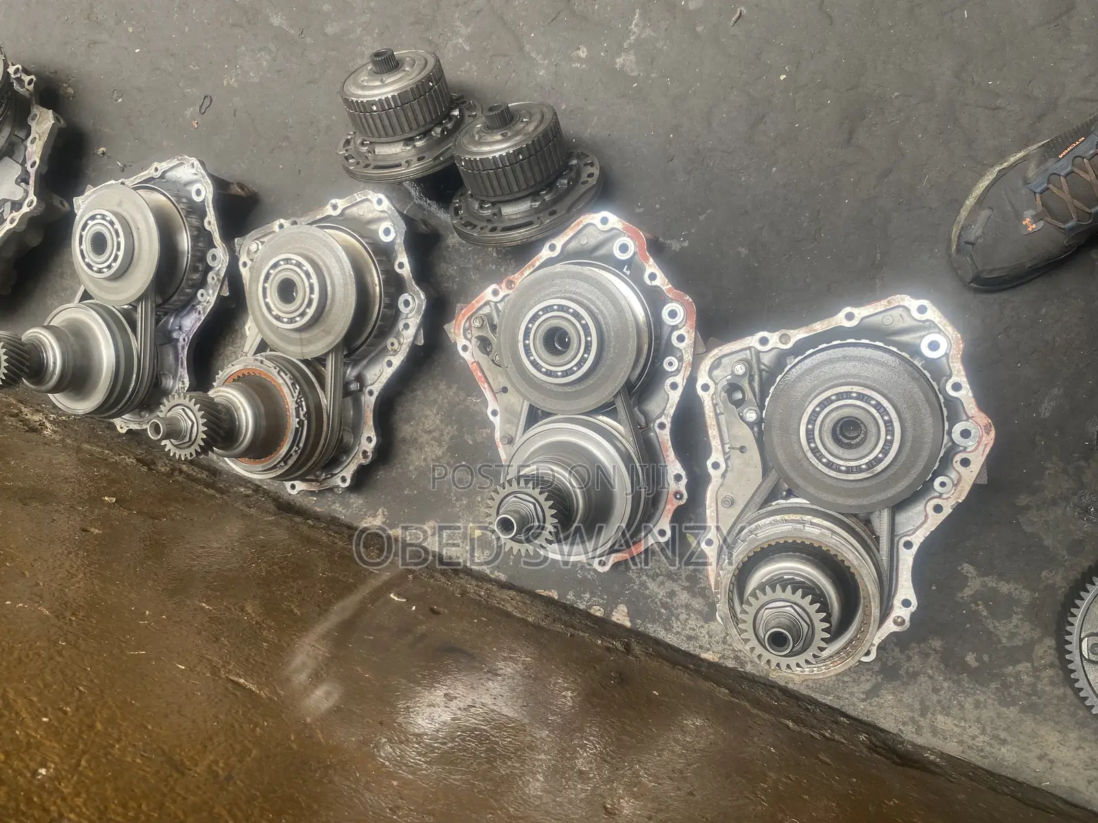 Toyota Vitz Automatic Gear Box Complete Chains