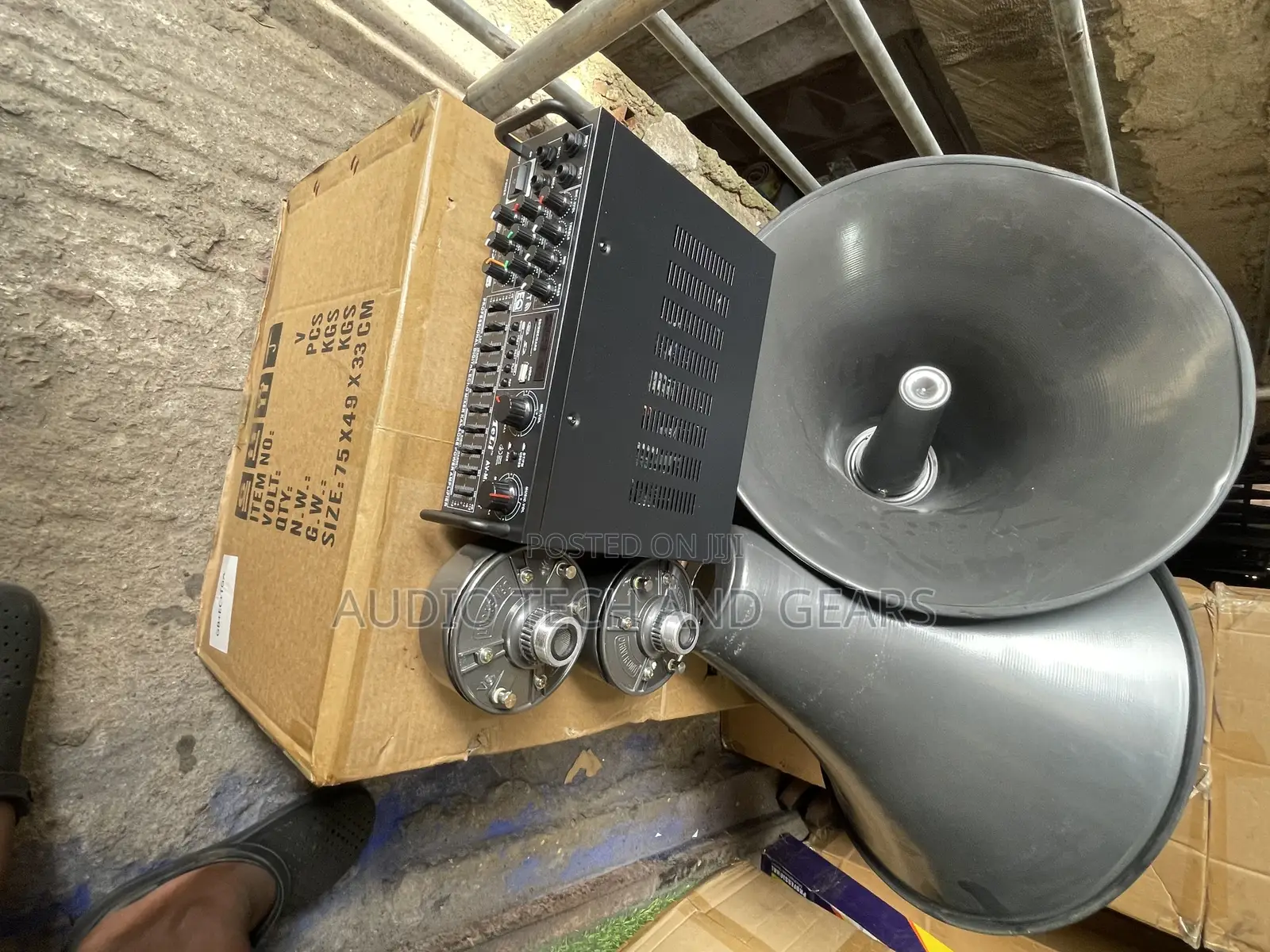 Reflex Horn and Amplifier for Public Address