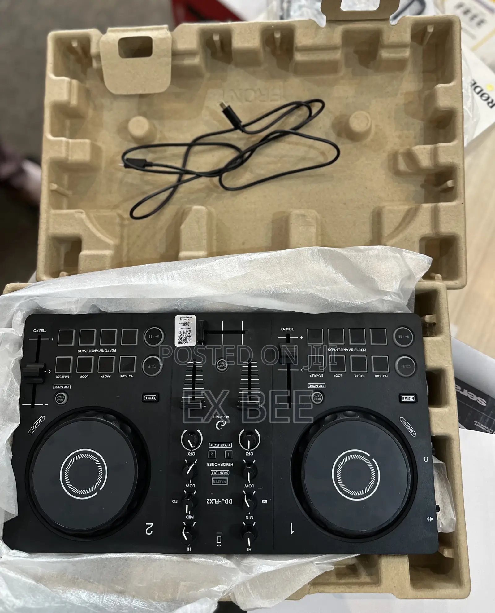 Pioneer DDJ-Flx2 Dj Controller for Rekordbox, Serato Dj Lite, and Djay