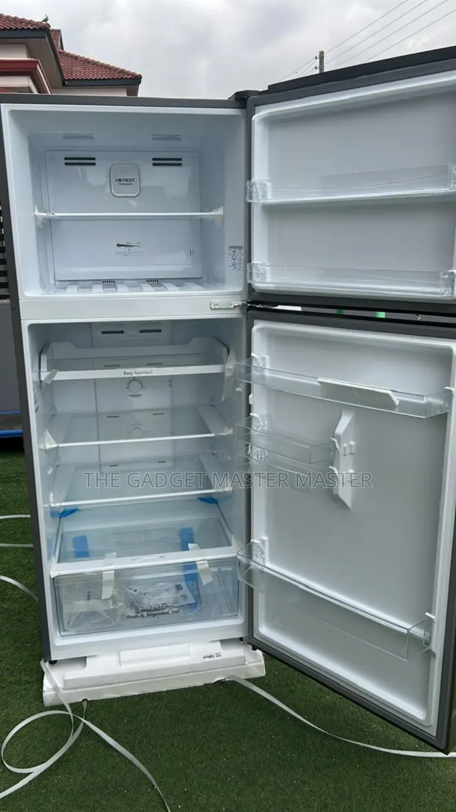 Hisense 545ltr Top Mount Freezer