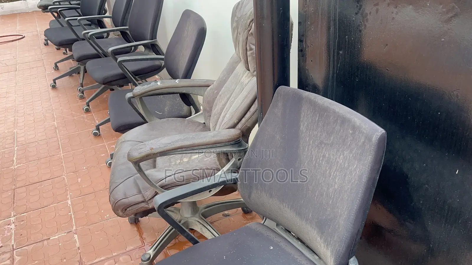 Fabric Furniture Cleaning and Wash