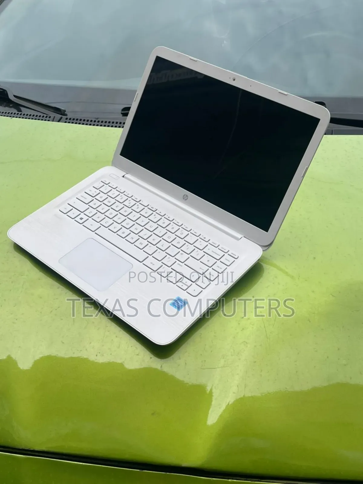 Laptop HP 14-ep0063 4GB Intel Core i7 SSD 128GB