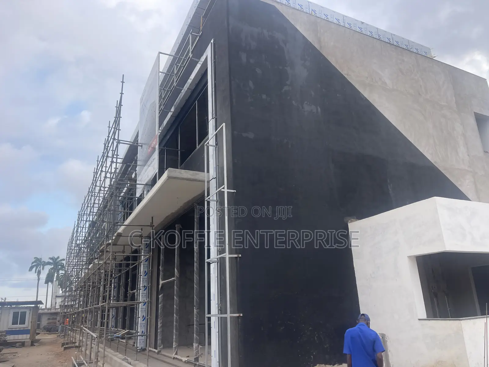 Newly Built Showroom at North Kaneshie Industrial Area