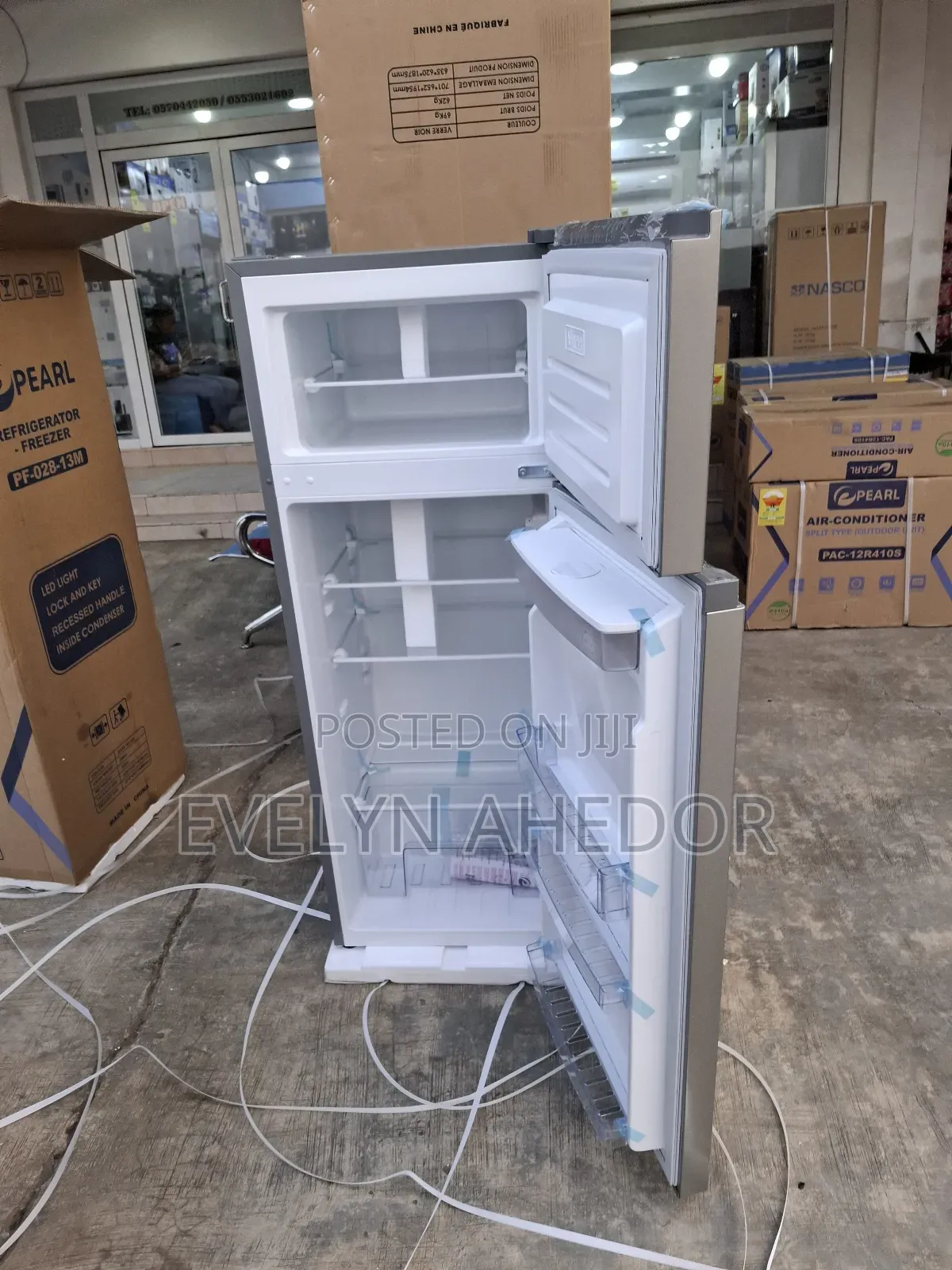 Aaffordable Pearl Top Freezer With Water Dispenser Available