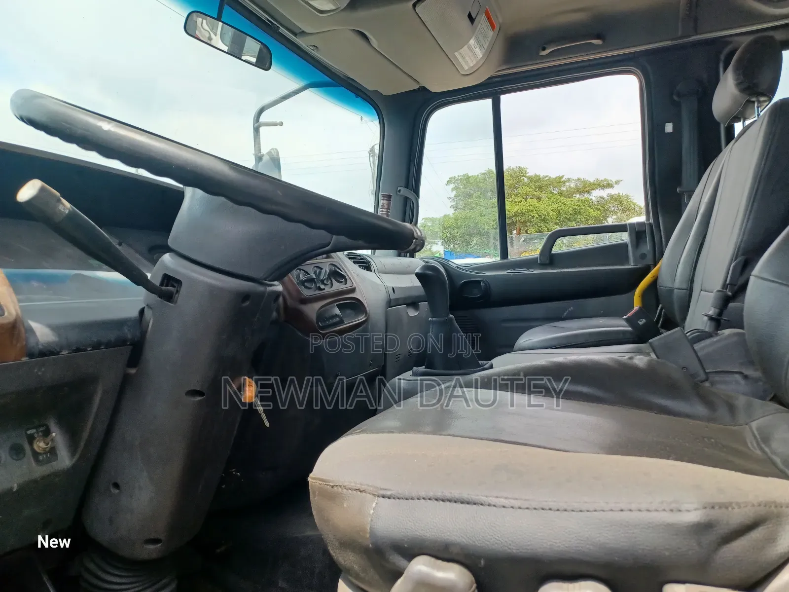 8holes Hyundai Truck