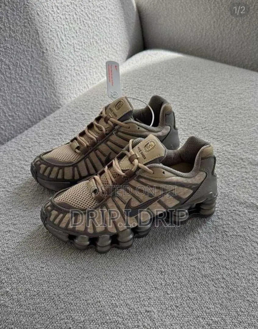 Nike Shox Tl Beige . Comes In Box . Available In All Sizes And Colours