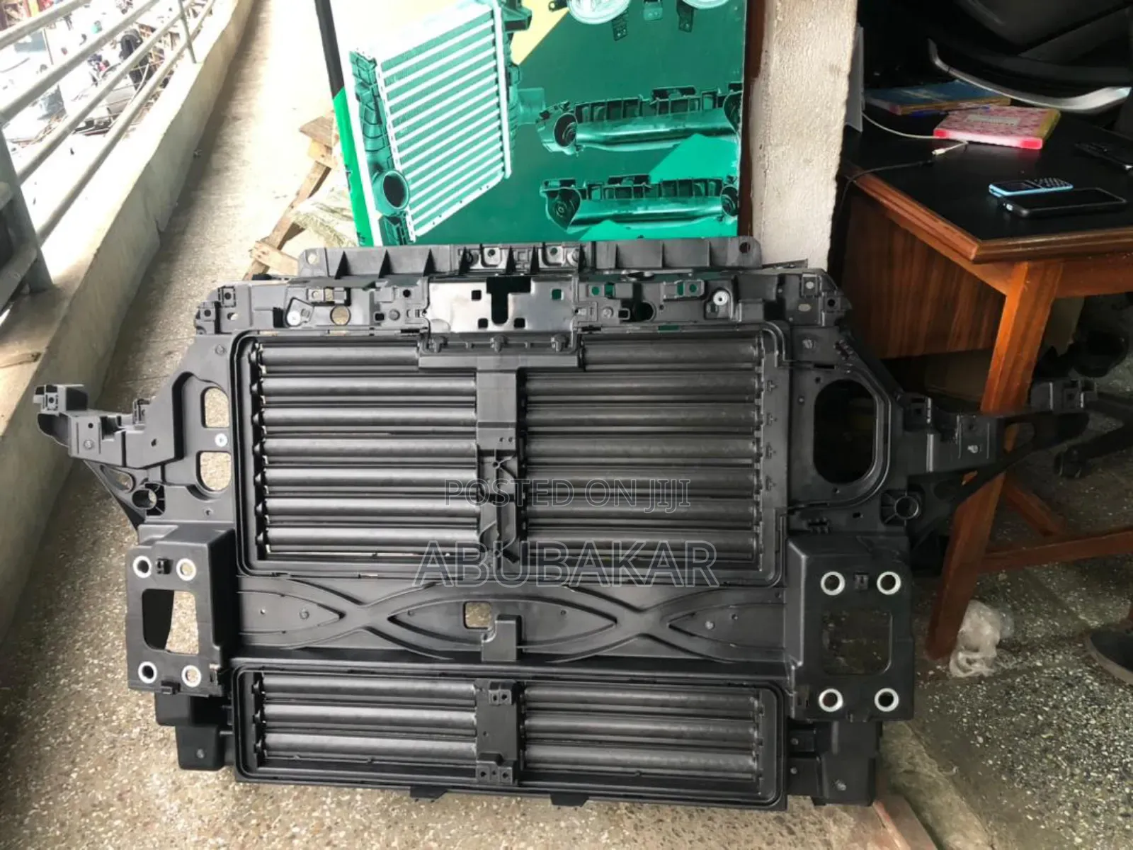 Ford Explorer 20-25 Support N Shatter Grill