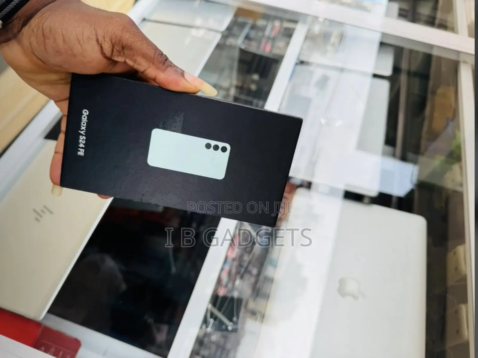 New Samsung Galaxy S24 FE 128 GB Black