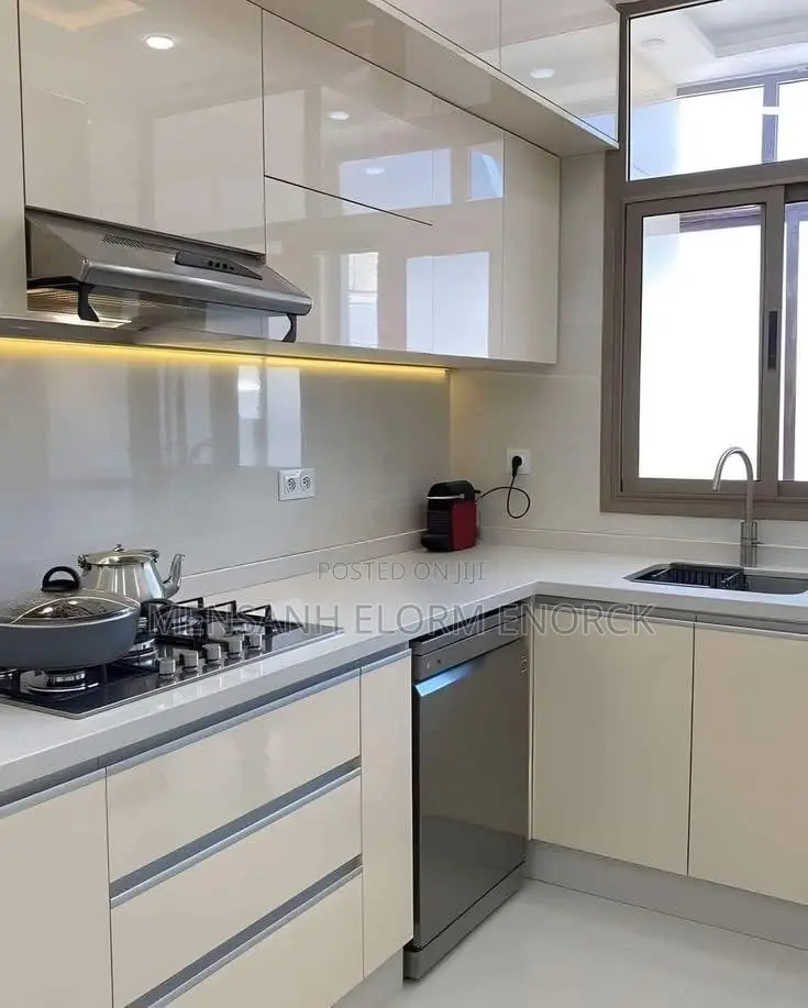 Kitchen Cabinets Installation