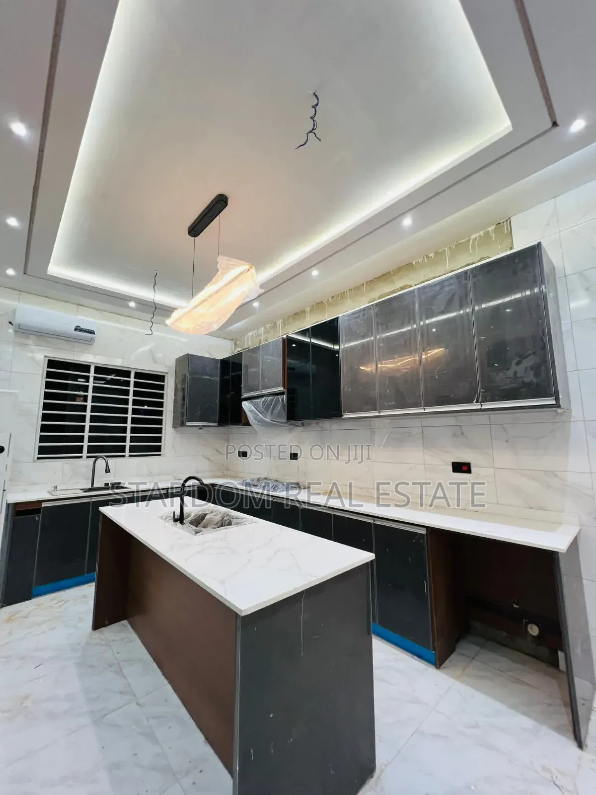 3bdrm Duplex in East Legon Hills for sale