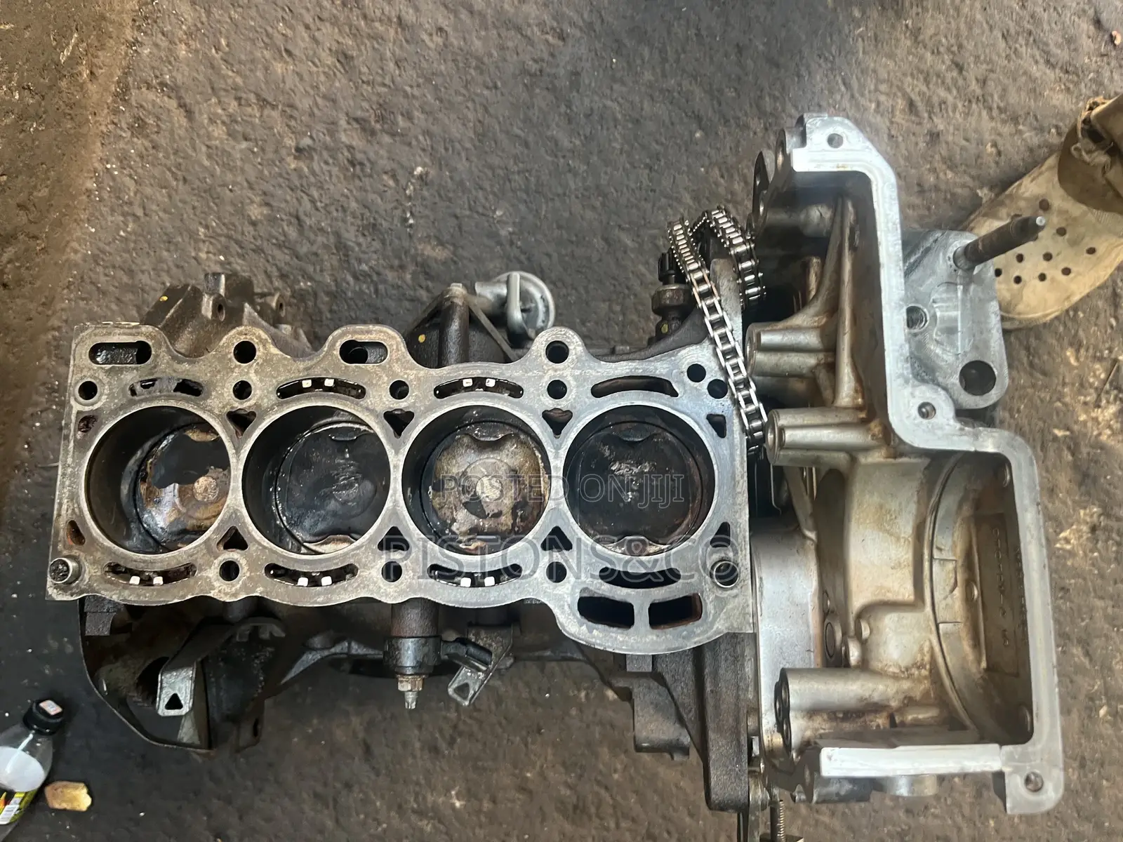 Toyota Vitz 4 Plugs 2010 Halve Block