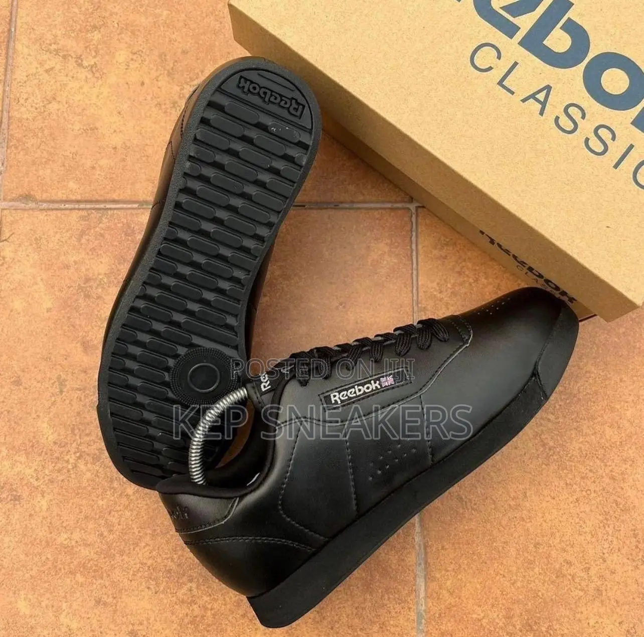 Reebok Classic Leather Sneakers