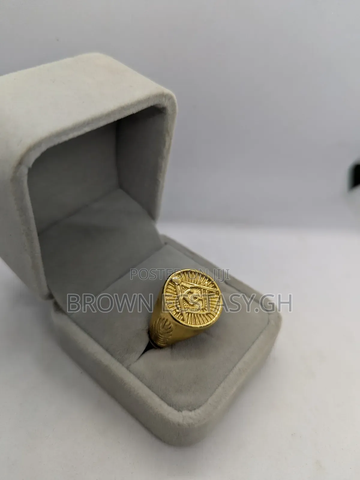 Masonic Round Ring