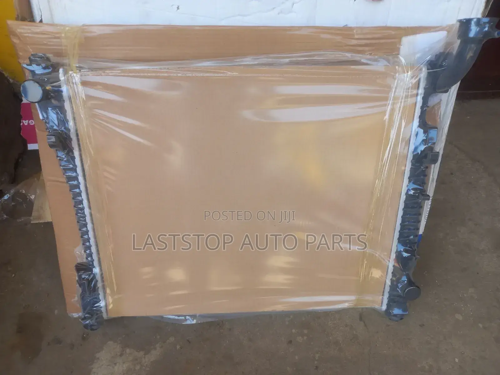 Jeep Grand Cherokee/Durango Radiator [Water Tanks] - To All Areas