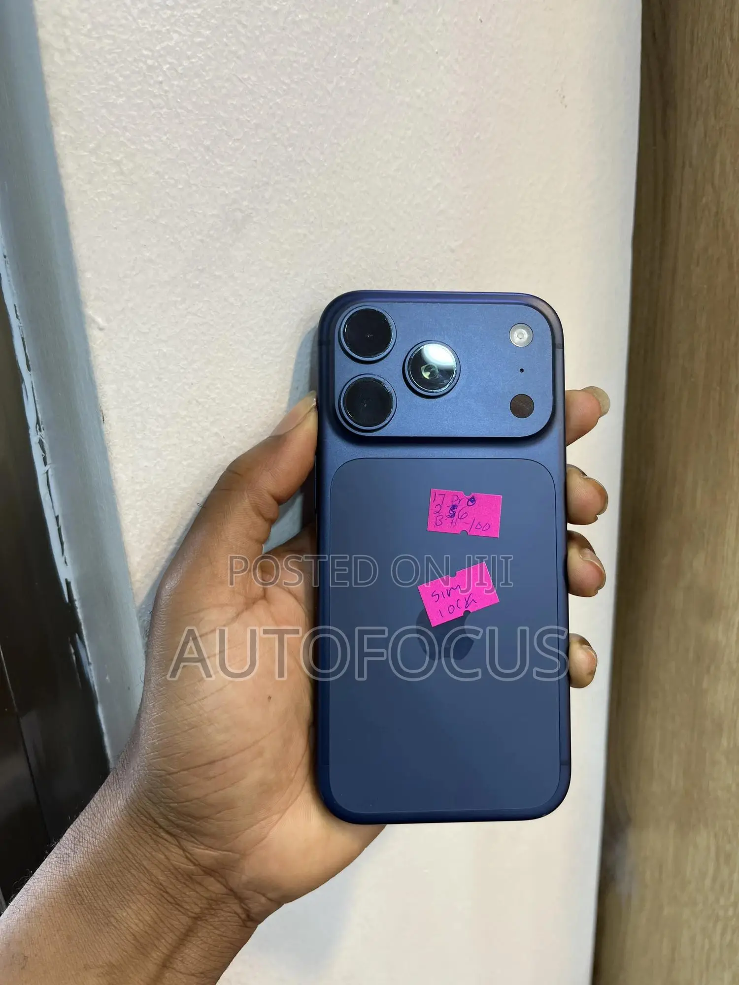New Apple iPhone 17 Pro 256 GB Blue
