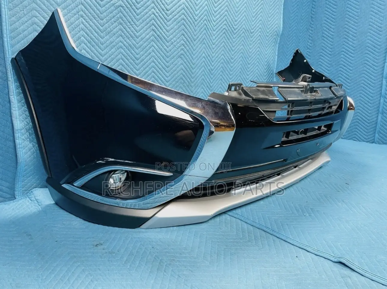 Mitsubishi Outlander 2016-2021 Front Bumper Complete