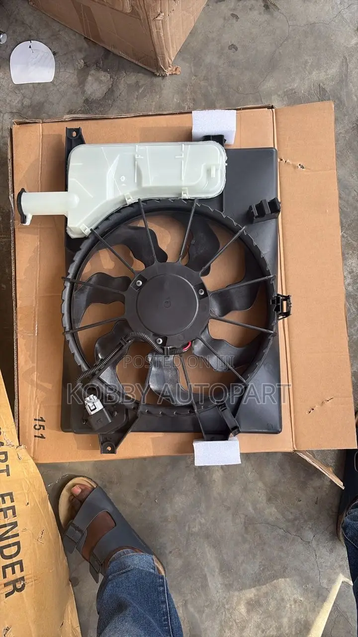 Hyundai Elantra Radiator Fan 2011 2012 2013 2014 2015 2016