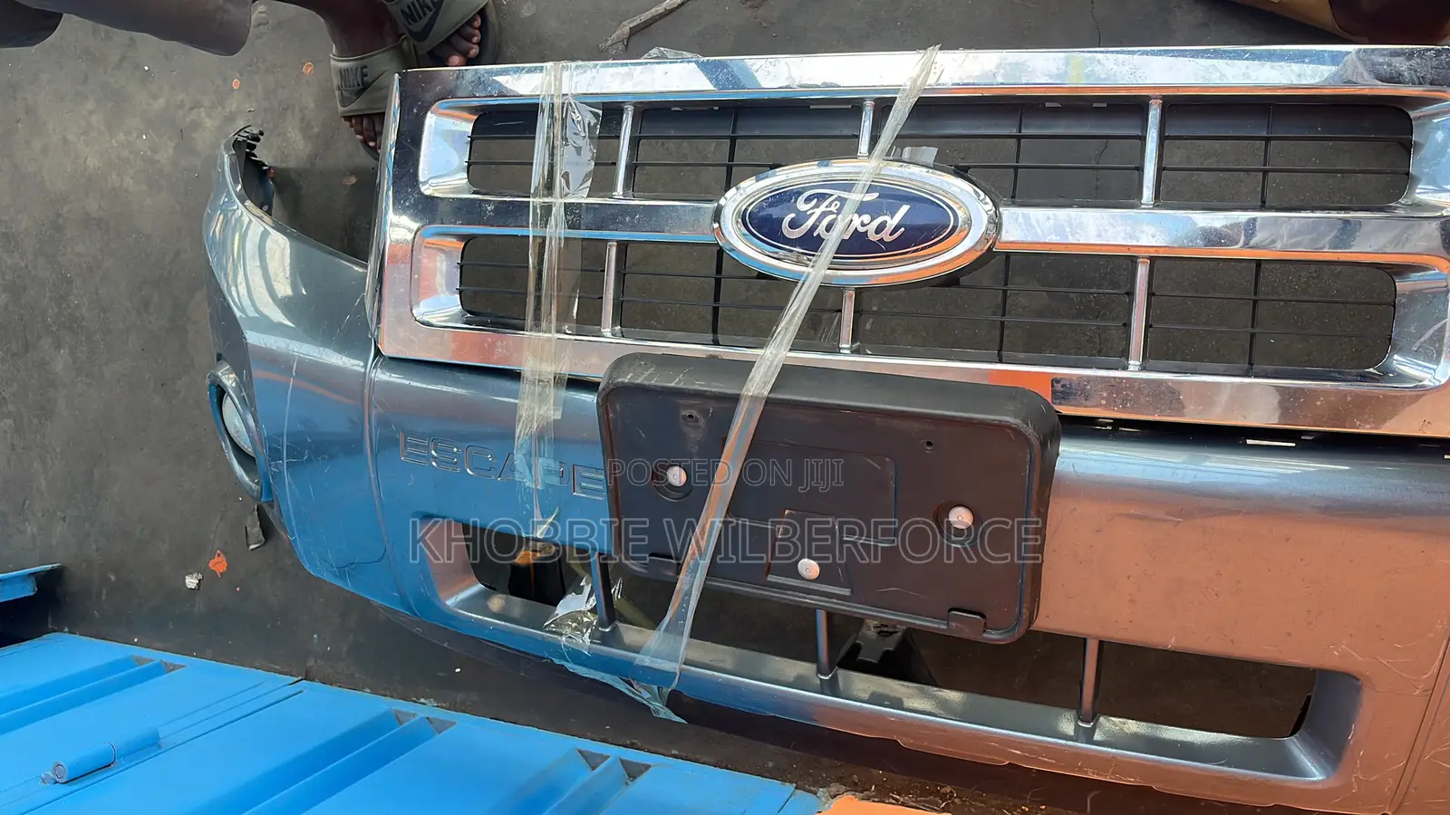 Ford Escape 2008 Front Bumper Complete