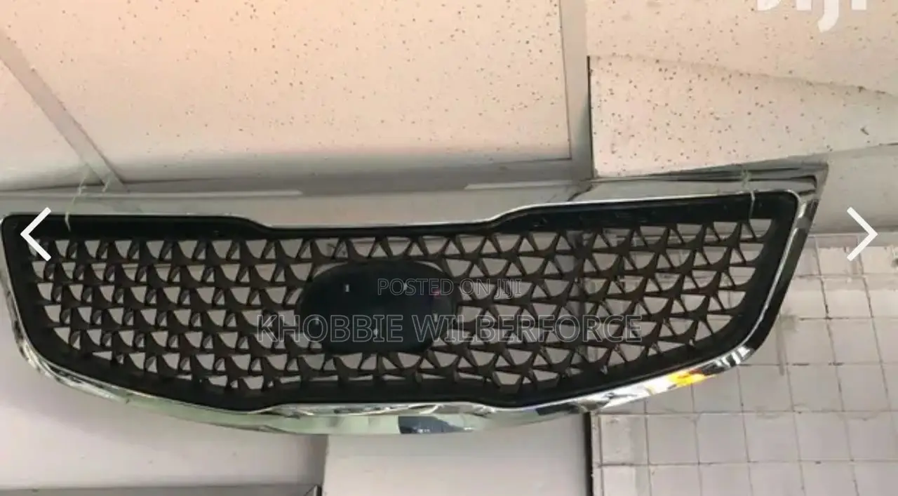 Kia Sportage Grille
