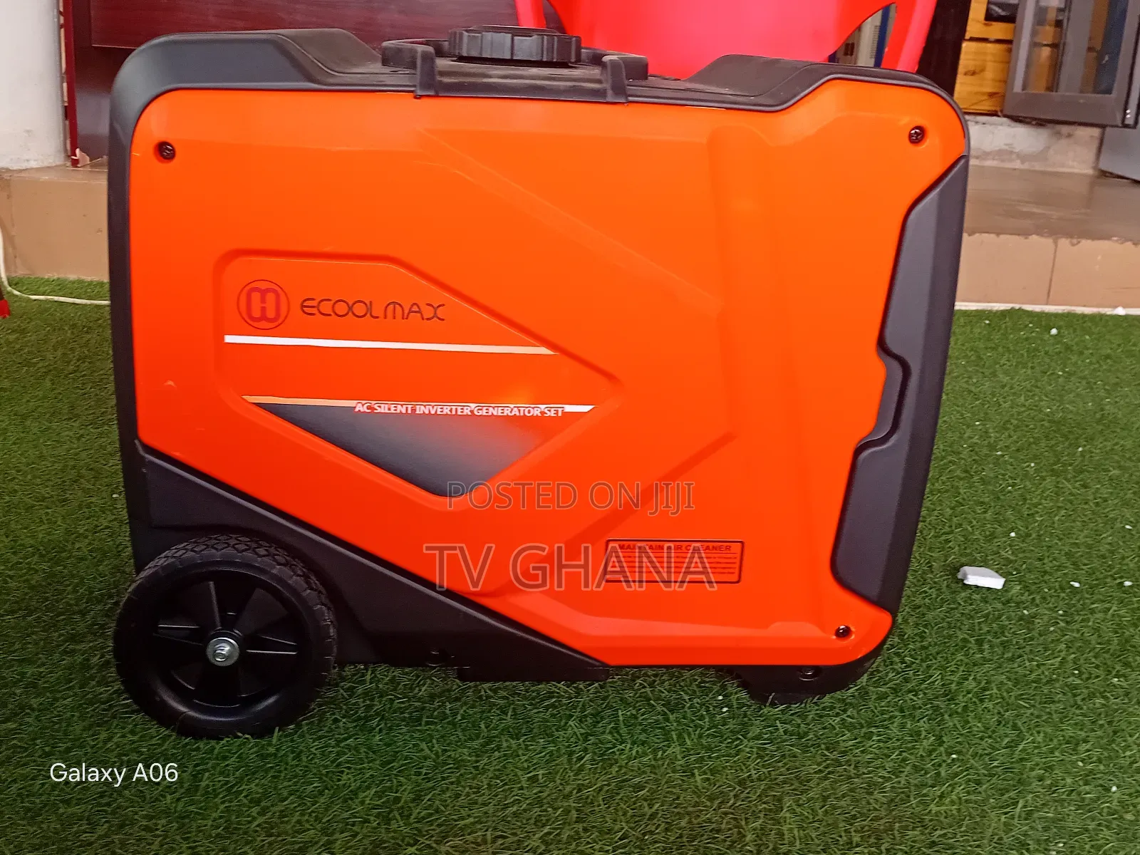 Ecoolmax Portable Generator – Power Hat Moves With You