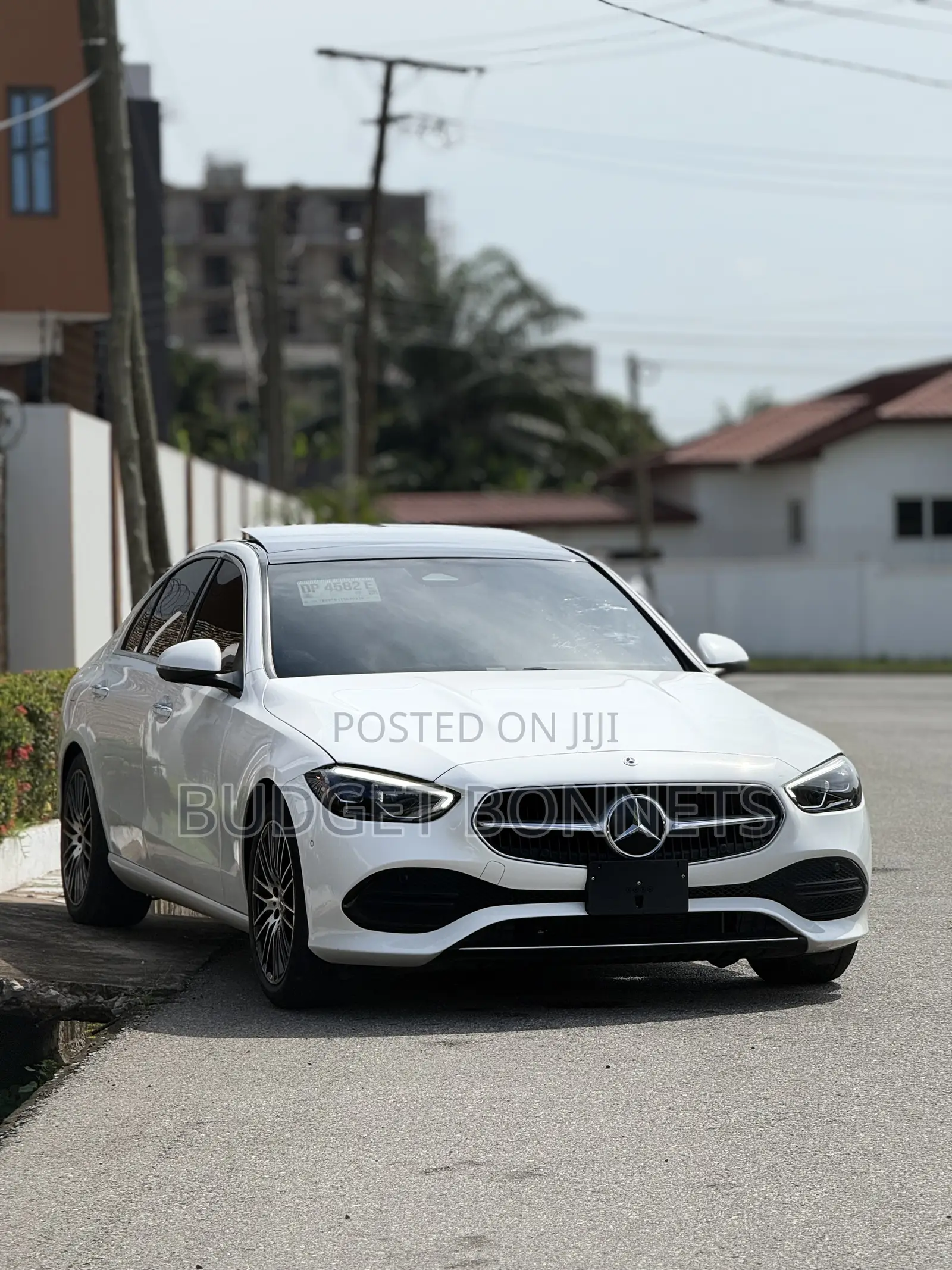 Mercedes-Benz C300 2024 White