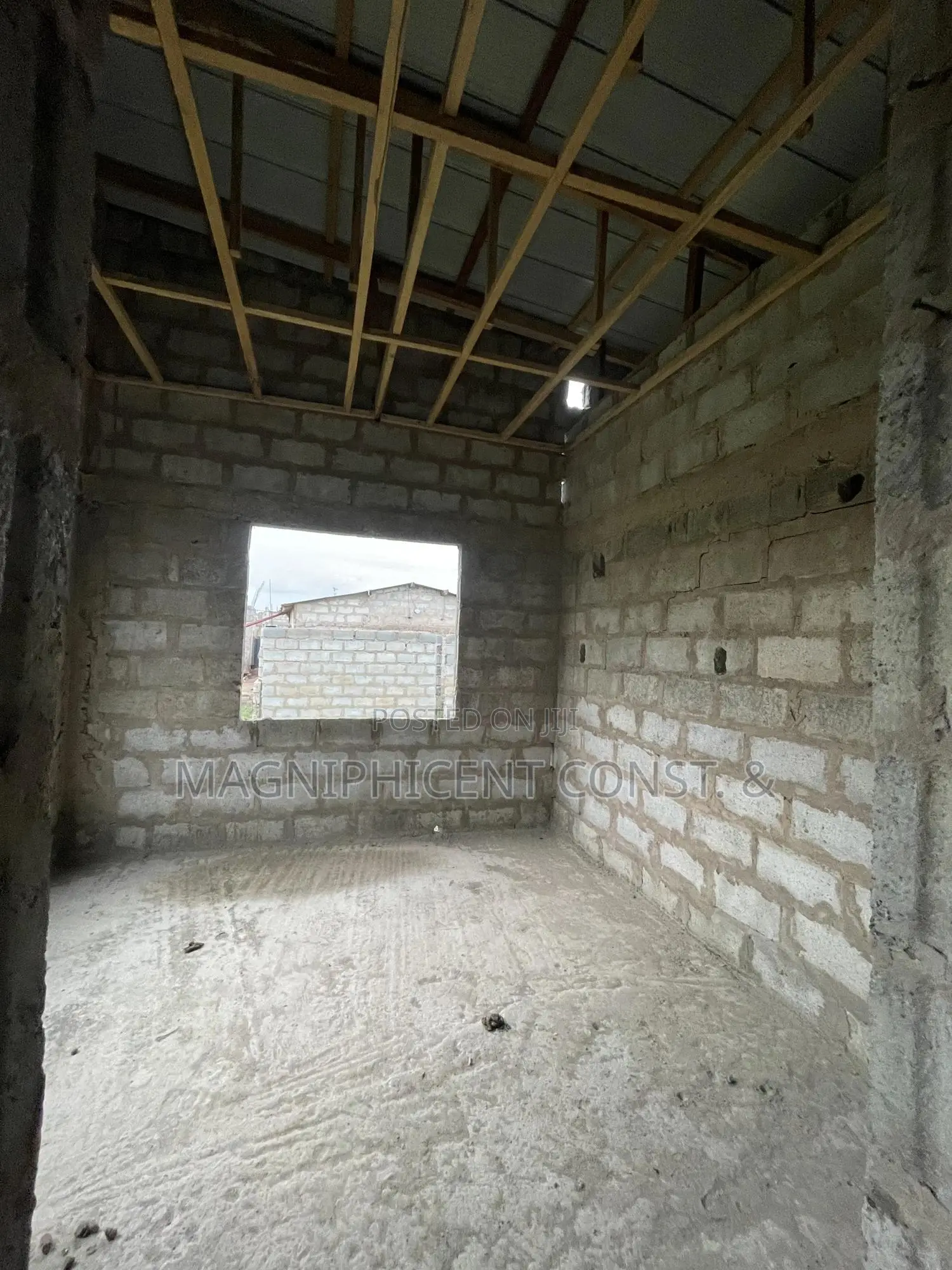 3bdrm House In Motorway, Ashaley Botwe For Sale