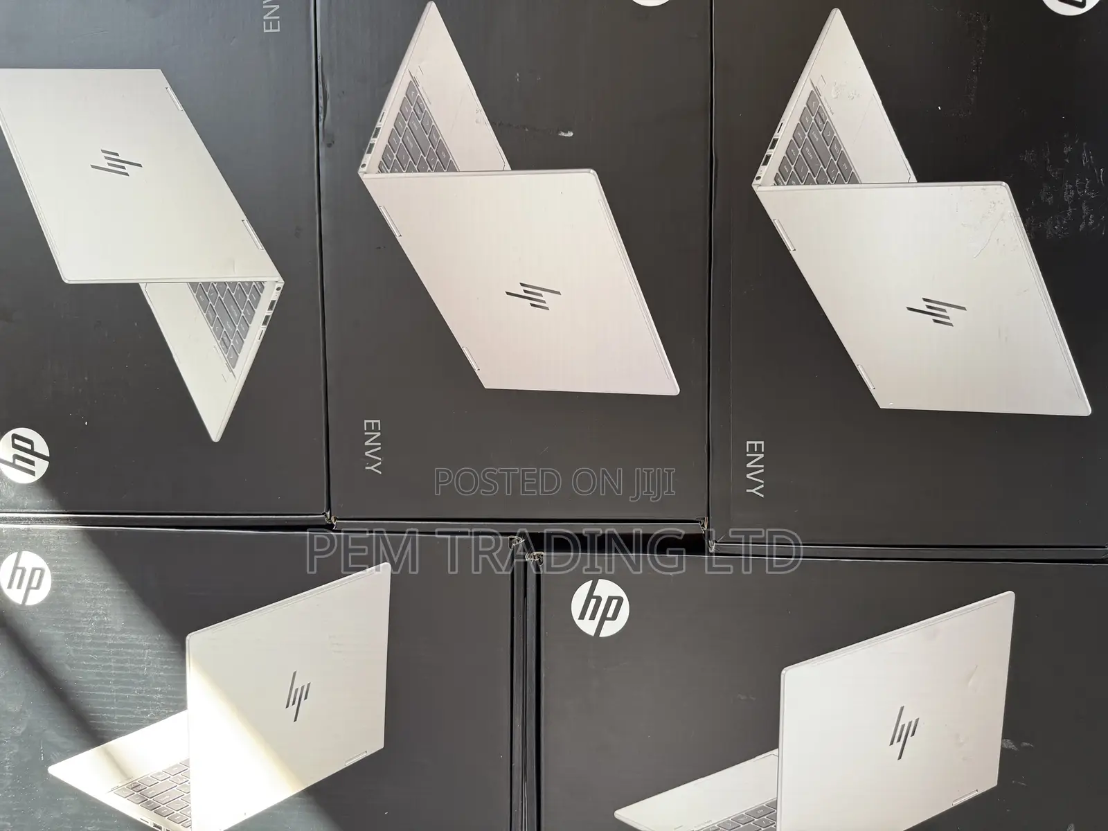 New Laptop HP Envy X360 8GB Intel Core 5 SSD 512GB