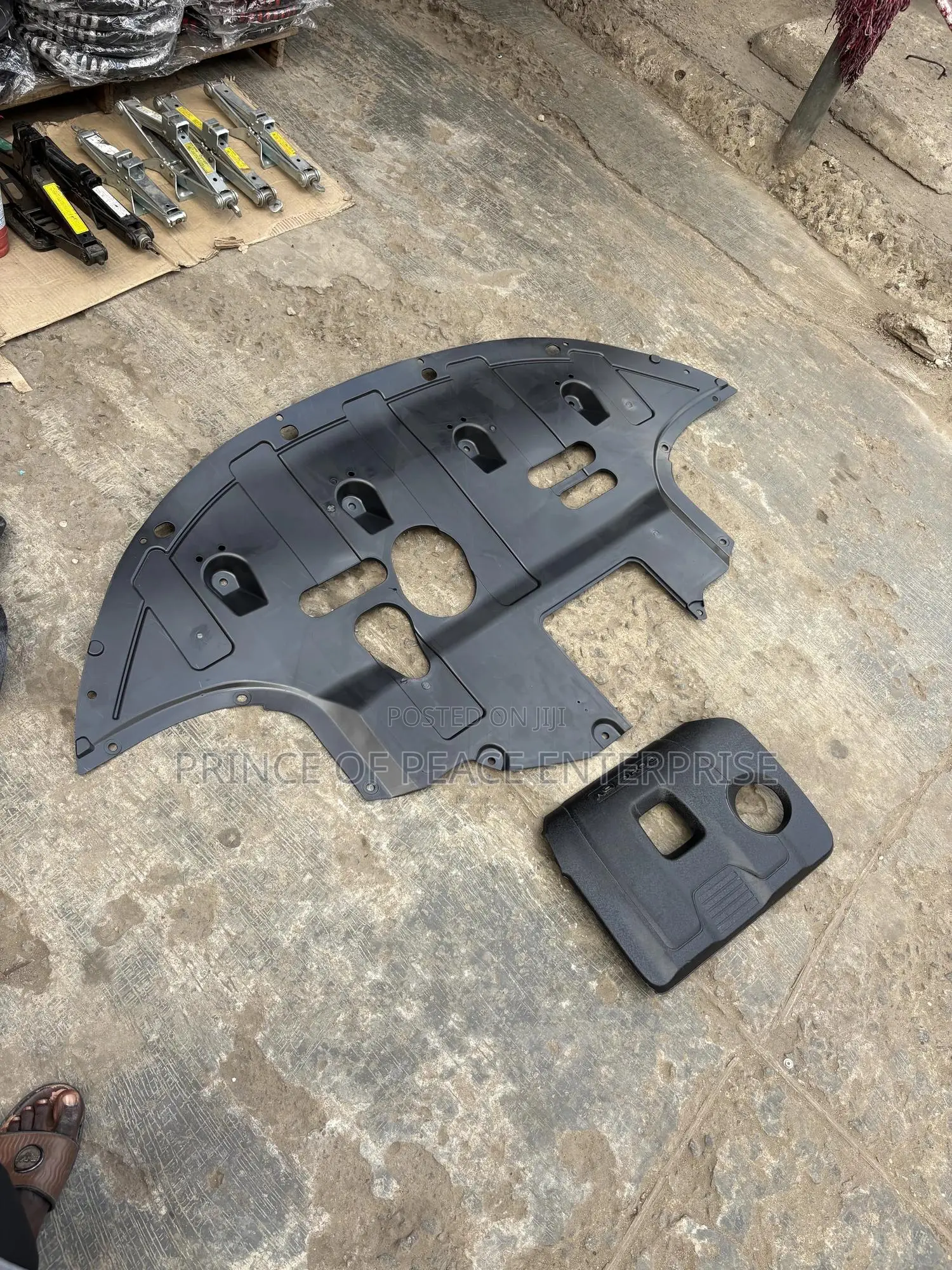 Hyundai Elantra 2017 2018 2019 Under Engine Cover and Engine Top Cover