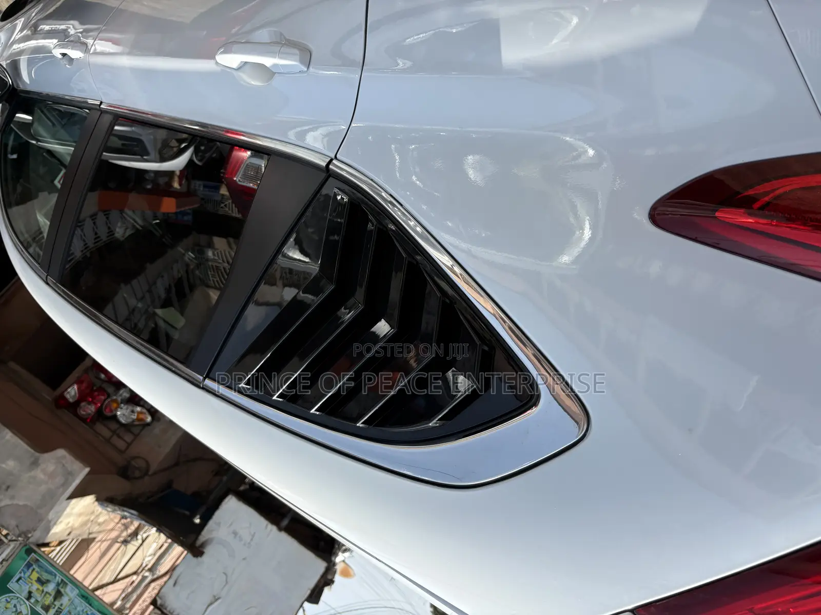 Honda CRV 2018 2021 Back Glass Shatters Trim Louvre Covers