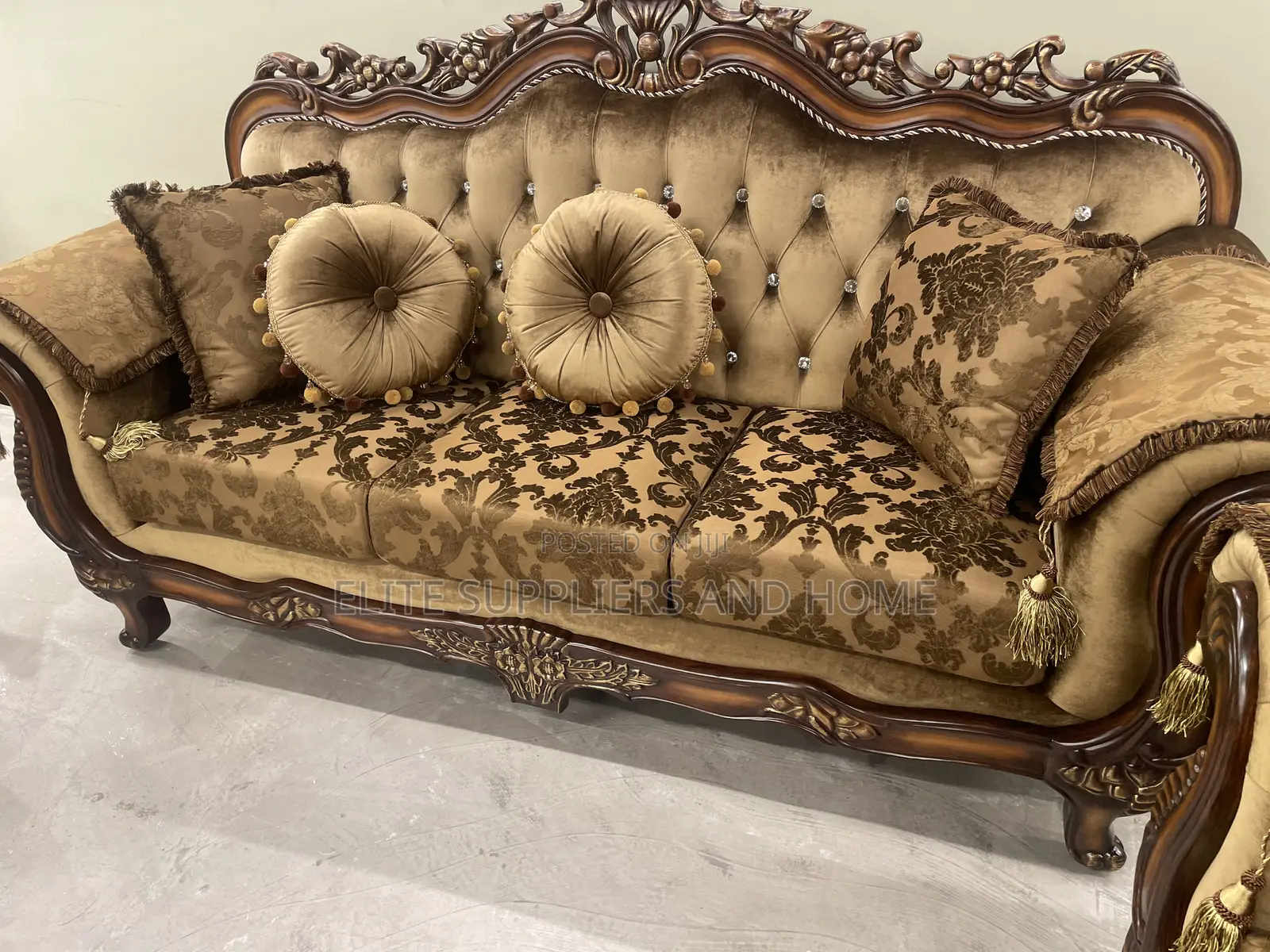 Royal Sofa Set (3+2+1+1)