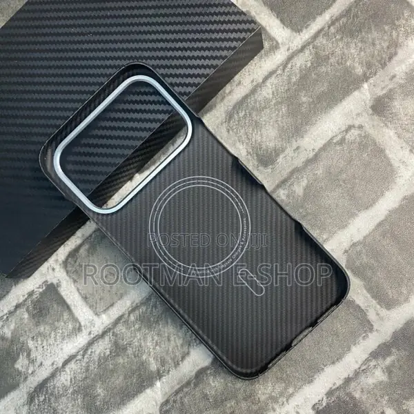 Carbon Fiber Phone Case, Ultra-Thin Case for iPhone 17 Pro and Pro Max