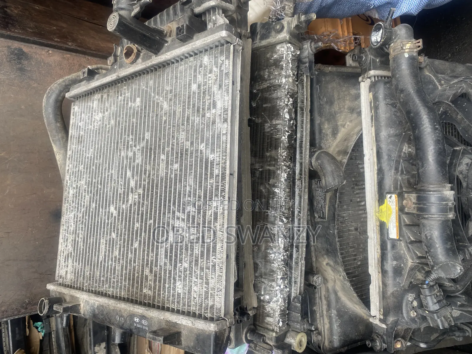 Toyota Vitz Complete Water Tank With Fan