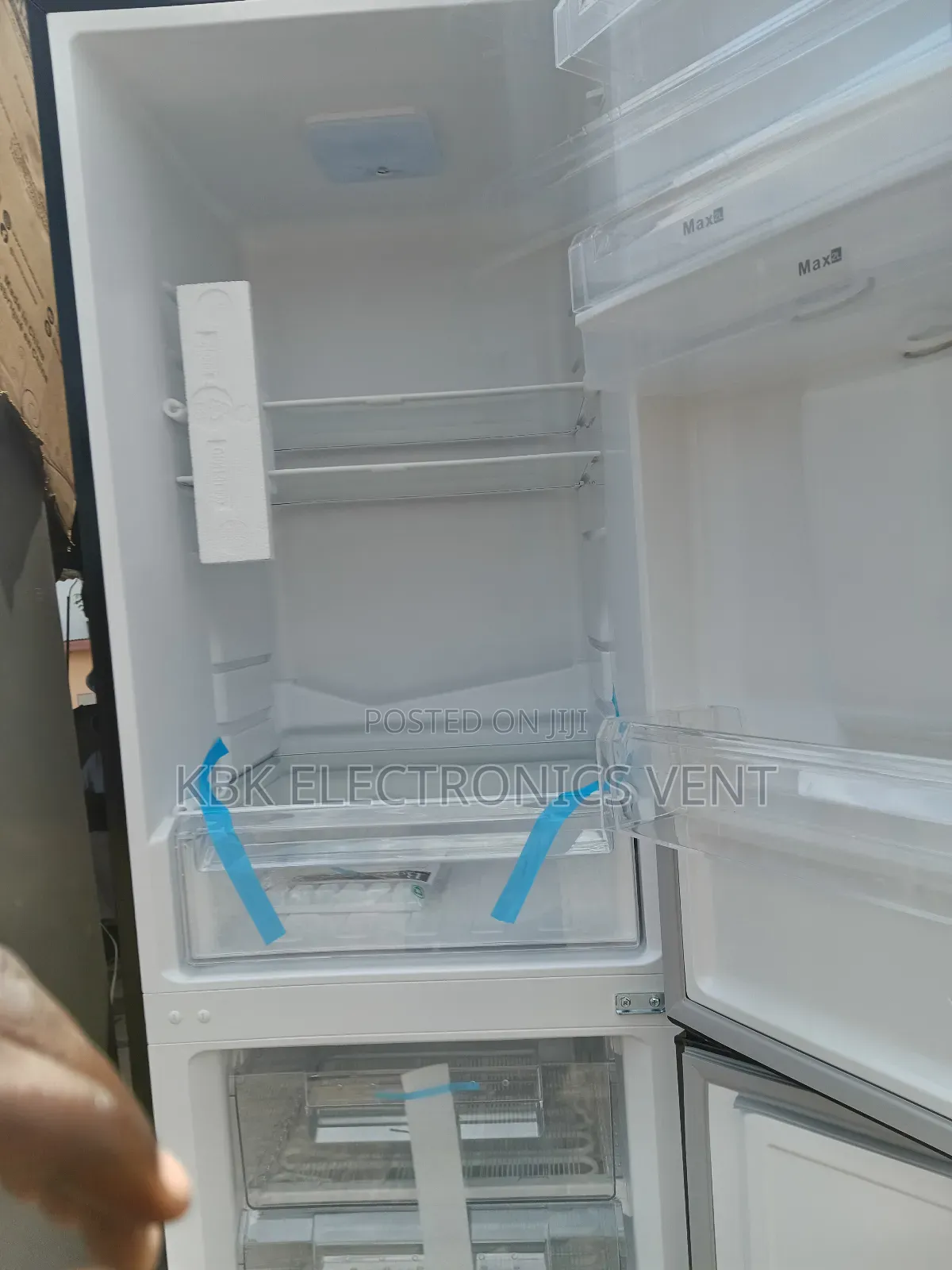 Roch 310ltr Double Door Refrigerators Water Dispenser