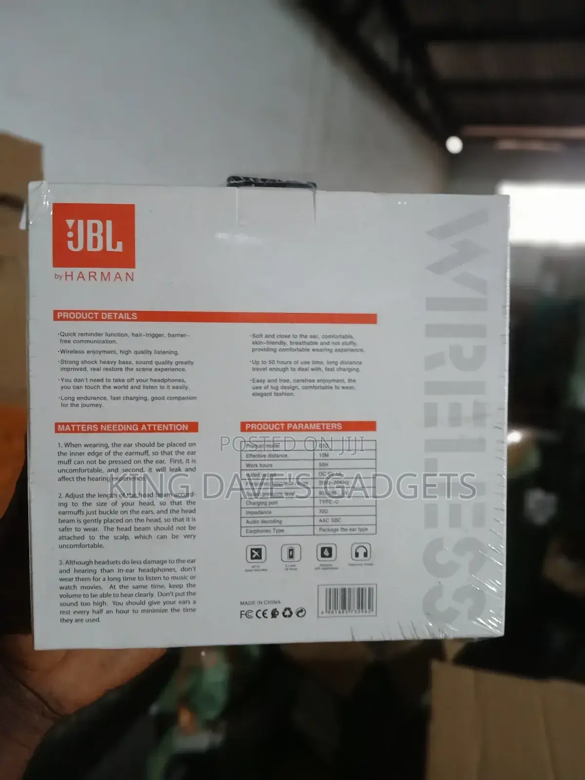 JBL Tour 700 Wireless Headphones